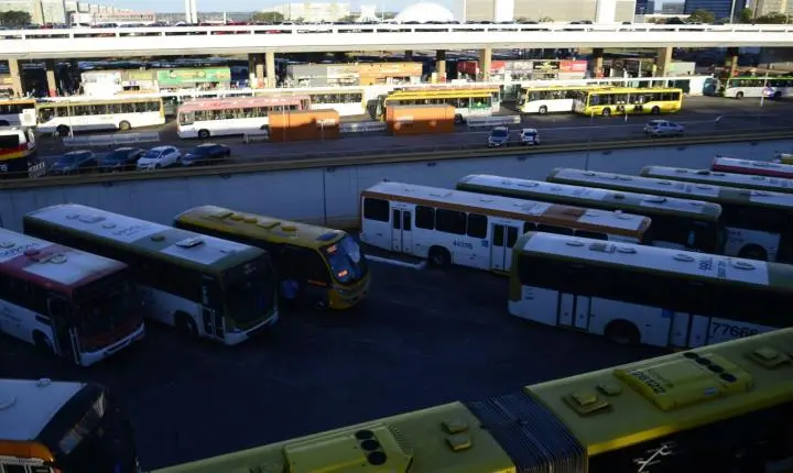 Nunes Marques cobra TREs por transporte público gratuito nas eleições
