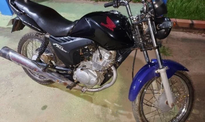Polícia Militar recupera motocicleta furtada e prende suspeito por receptação em São Felipe d’Oeste